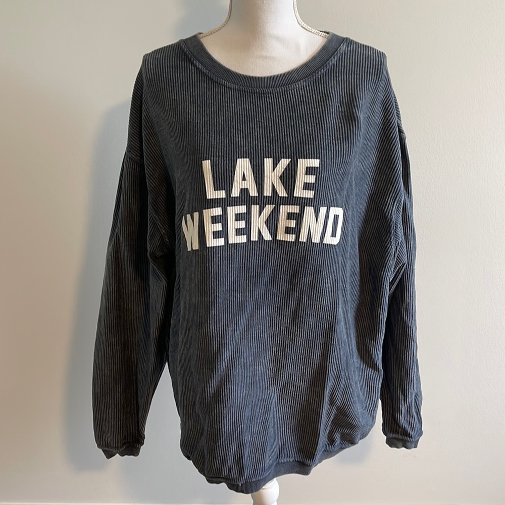 Lake Weekend Sweatshirt